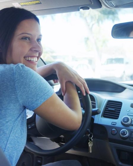 Auto aziendale leasing o noleggio