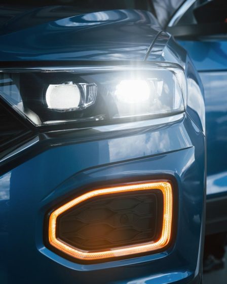 Auto parcheggiata senza assicurazione