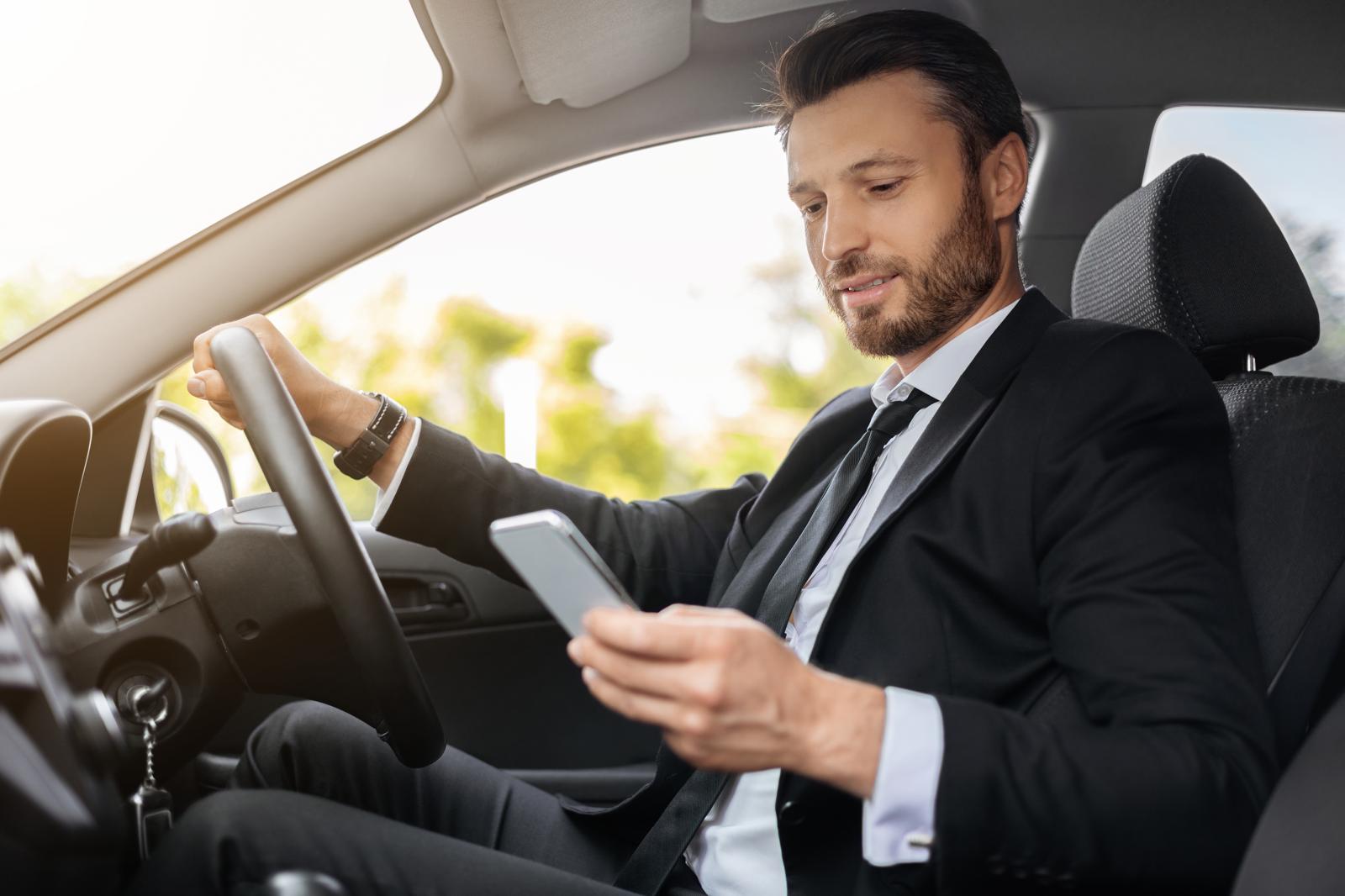 Posso assicurare l auto prima del passaggio di proprietà